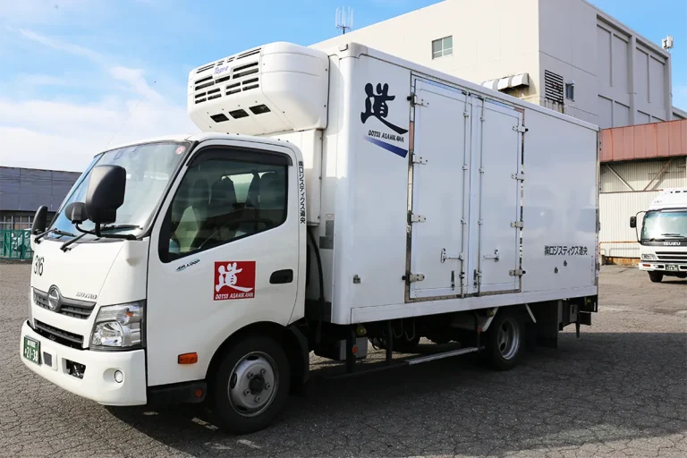 冷凍・冷蔵車 (２ｔ・ゲート車 )